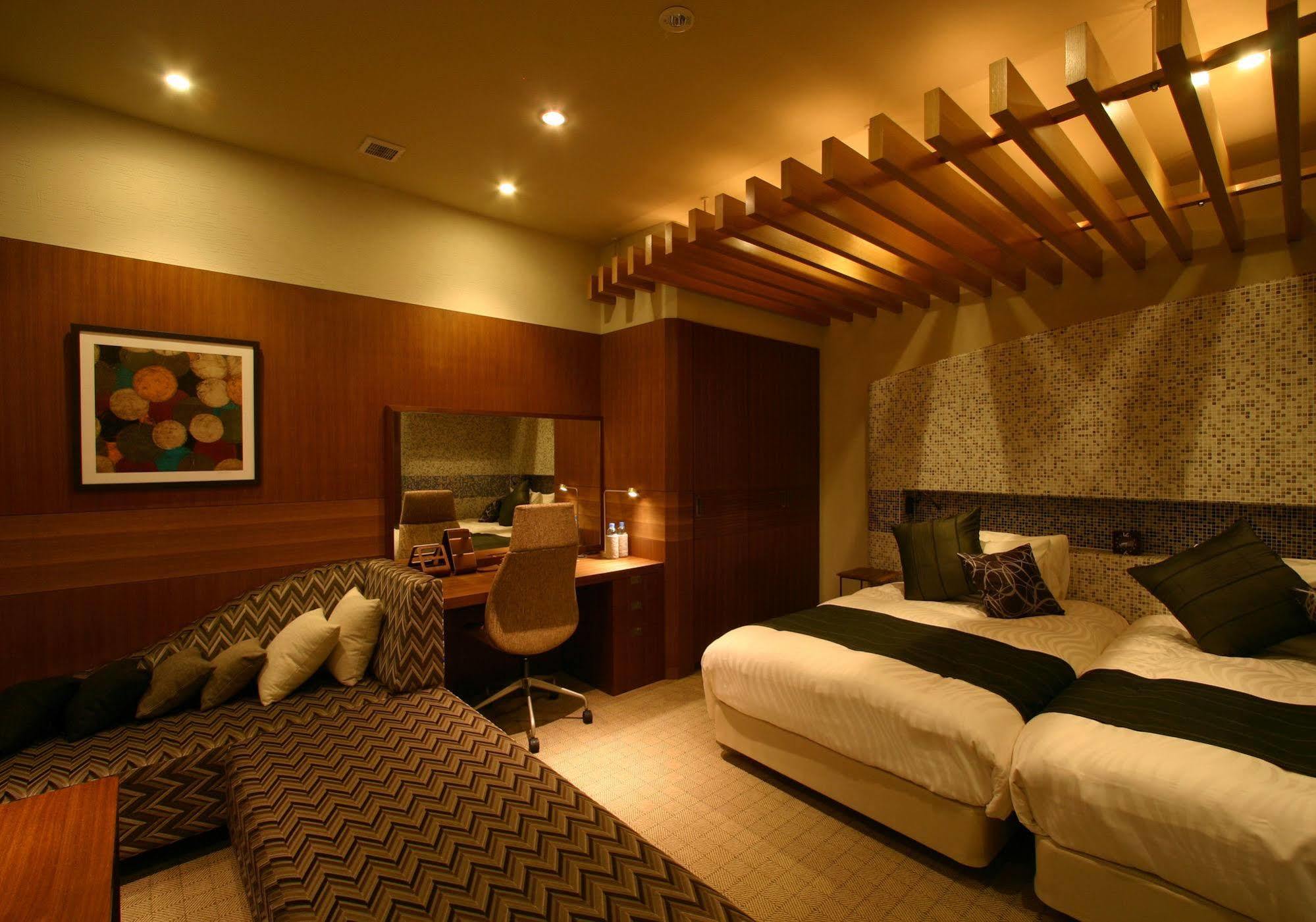 Hotel Coco Grand Takasaki Exterior photo